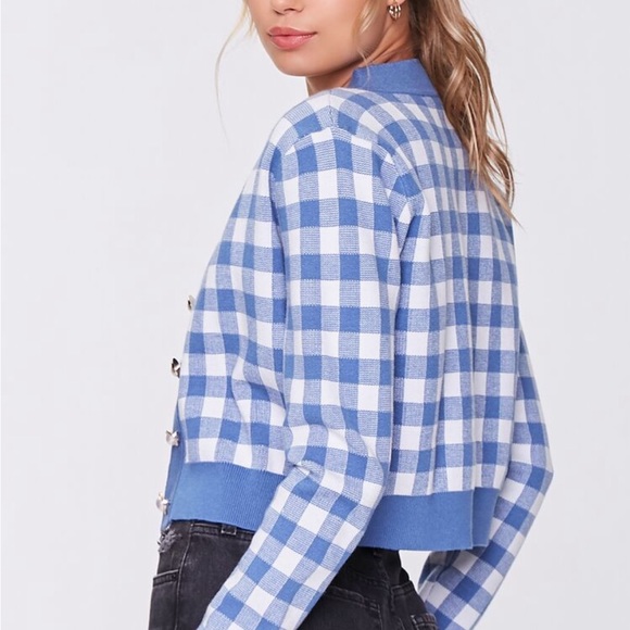 Cropped Cardigan with vintage button - Picture 8 of 11